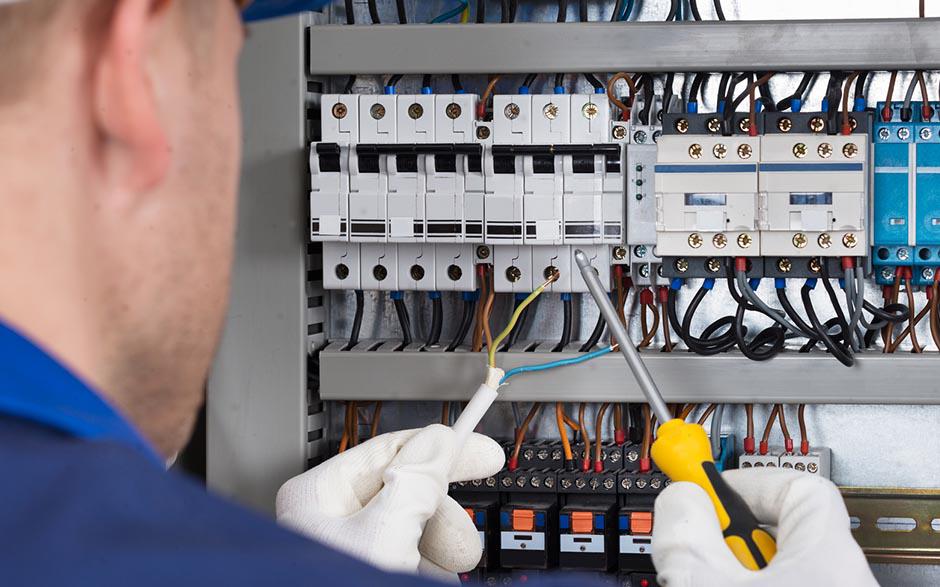 électricien urgence Paris 4